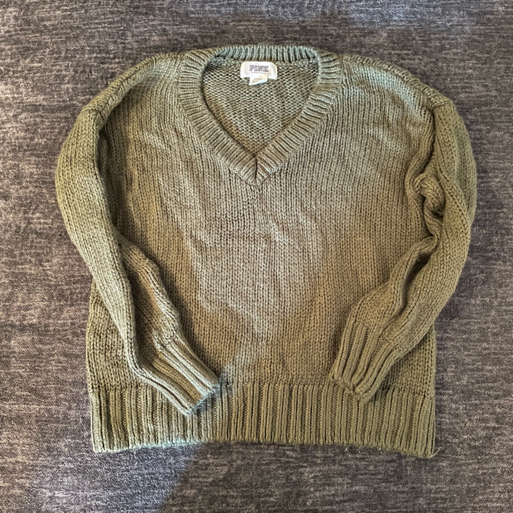 Pink sweater size medium Dark Green